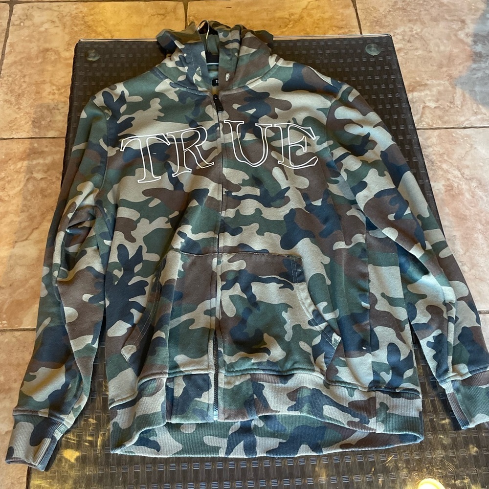 TRUE RELIGION Camo Zip Hoodie - Men’s Hoodies - Size M - Picture 3 of 6